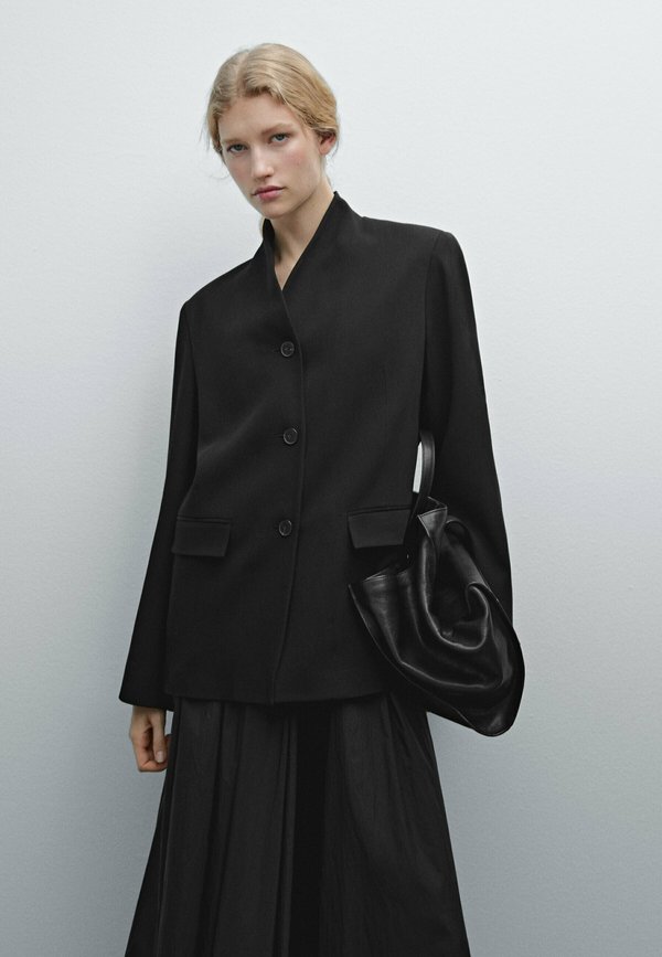 WITH STAND COLLAR - Leather jacket