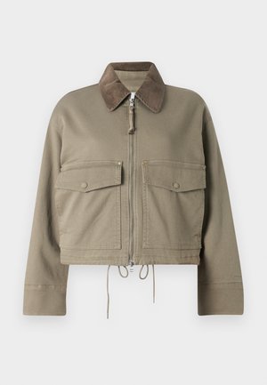 Lühendatud oliiviroheline puuvillane jakk pruunide korgist kraega, lukuga ja kahe ees oleva taskuga, millel on nööbid.