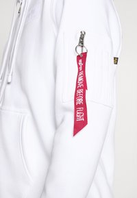 Alpha Industries Felpa con zip - white