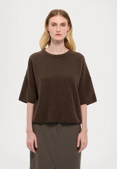 Filippa K TEE - Stickad tröja - driftwood