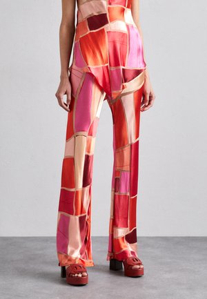 Cult Gaia STACIE PANT - Hlače - red/multi-colored