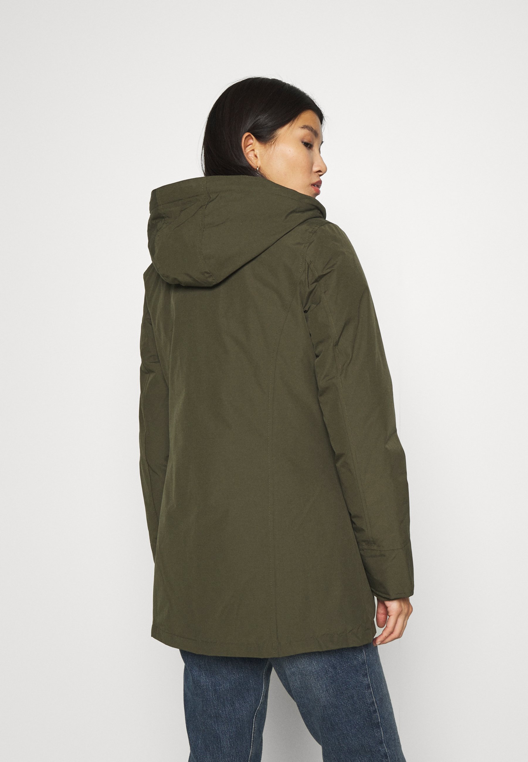 the bay spring jackets