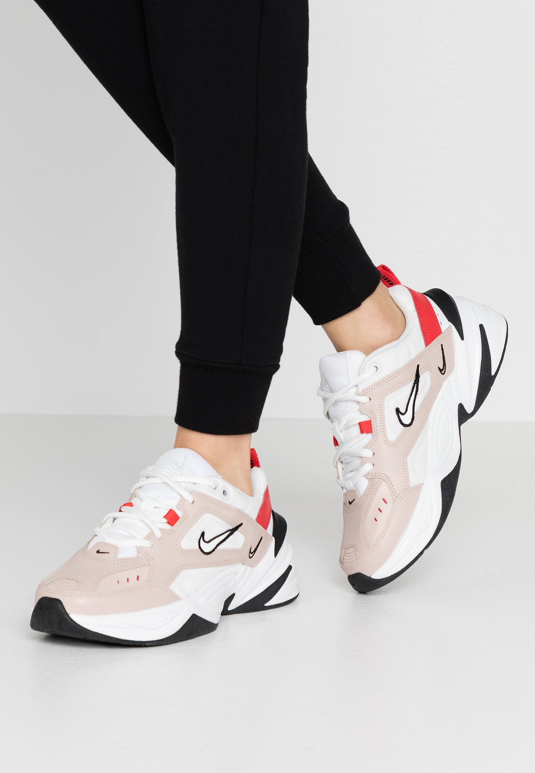 Nike Sportswear M2k Tekno Sneakers Laag Fossil Stone Summit White Track Red Black Oracle Aqua Graniet Zalando Nl