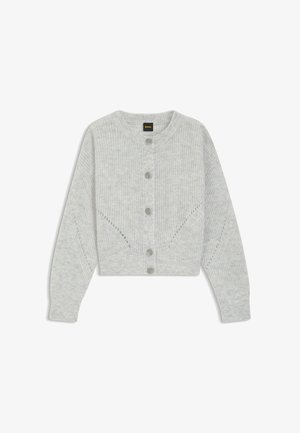 Jasnoszary krótki kardigan wykonany z teksturowanej dzianiny, z pięcioma guzikami, okrągłym dekoltem i ozdobnymi otwartymi ściegami na rękawach.