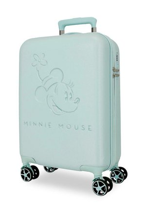 Maleta rígida azul claro con la cara en relieve de Minnie Mouse y texto, cuatro ruedas giratorias dobles y un asa telescópica.