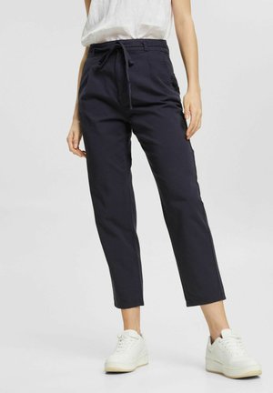 MIT BINDEGÜRTEL - Pantaloni - navy