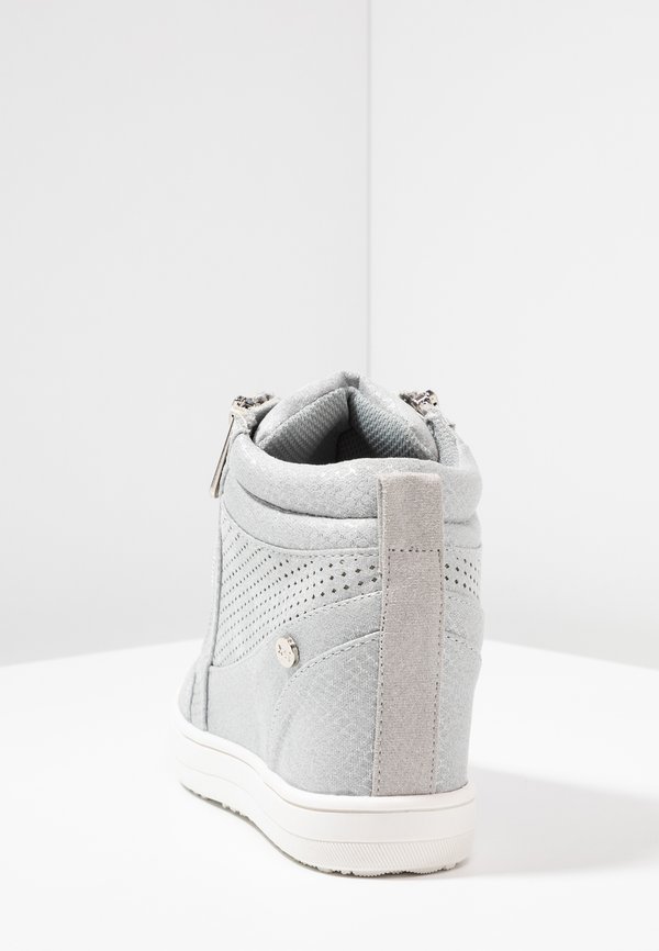 High-top trainers - ice4