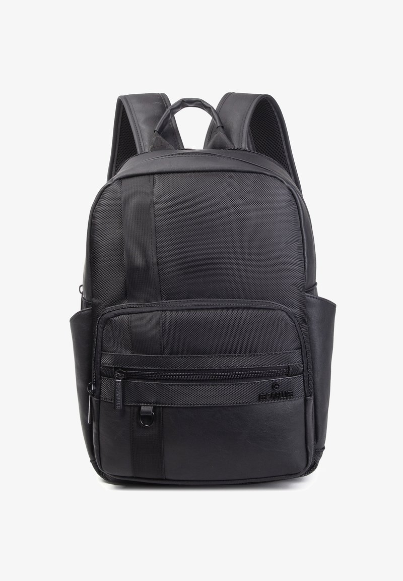 Zwarte rugzak gemaakt van gestructureerde stof met een glad leren accent. Beschikt over gevoerde schouderbanden, meerdere compartimenten en een voorvak met rits.