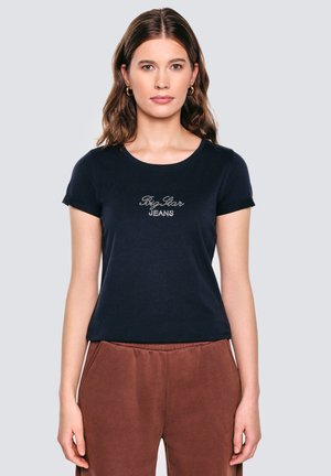 - T-shirt z nadrukiem