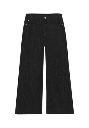 Zwarte wijde jeans met een hoge taille, voorsluiting met knoop en ritssluiting, twee voorzakken en twee achterzakken, plat gelegd op een witte achtergrond.
