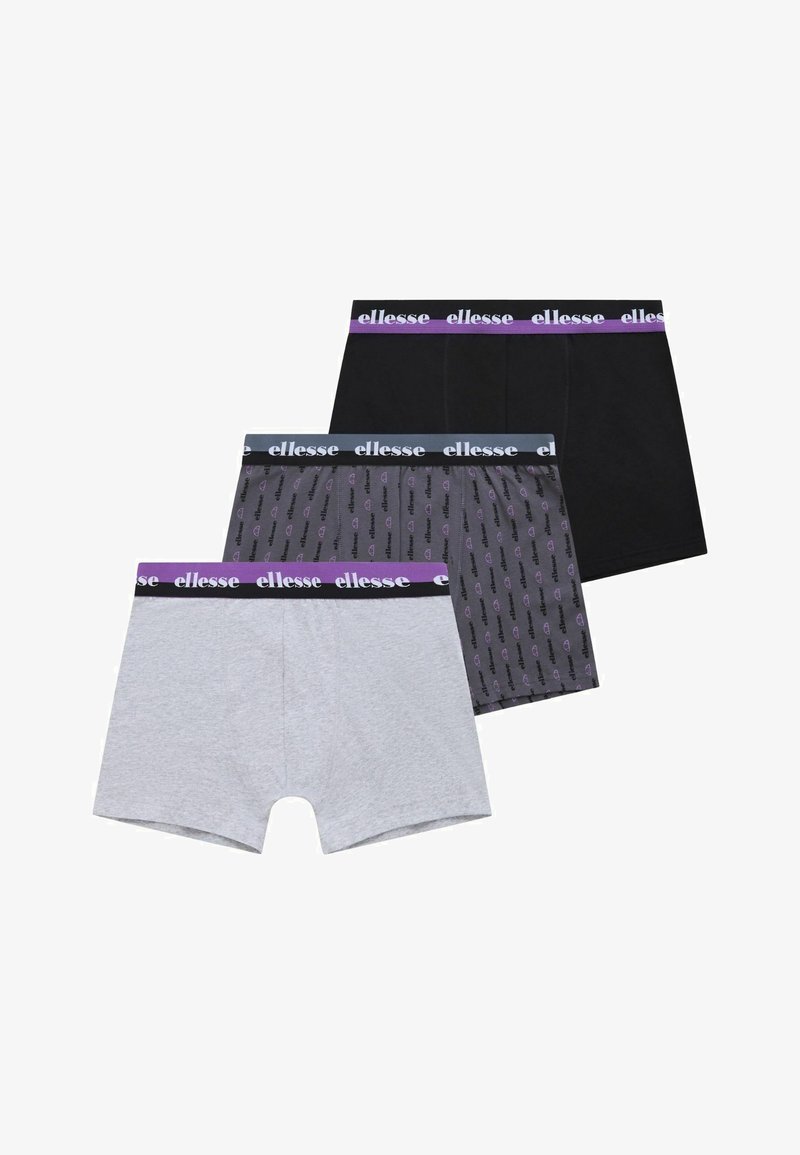 Tres pares de boxers para hombre: gris, negro y gris estampado con pequeños logos. Cada uno cuenta con una cinturilla elástica en colores contrastantes.