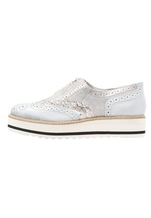 Steven New York Casual lace-ups - stone