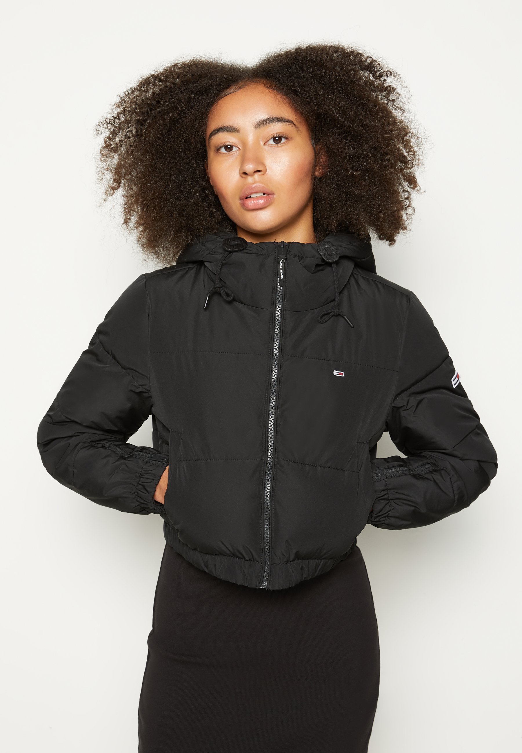 tommy jeans cropped puffer jacket