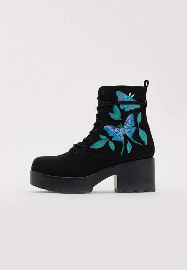 DUNE PLATFORM MILITARY BOOTS - Platform boots