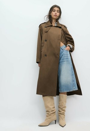 Stradivarius, LONG BASIC TRENCH COAT - Trench - brown