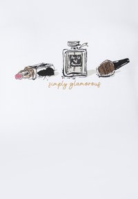 Weißer Stoff mit einer Skizze von Lippenstift, Parfümflasche und Nagellack, versehen mit dem Text "einfach glamourös" in Gold.