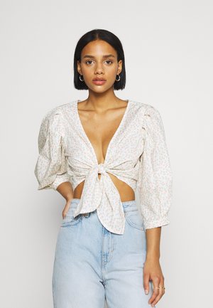 Blouse - white