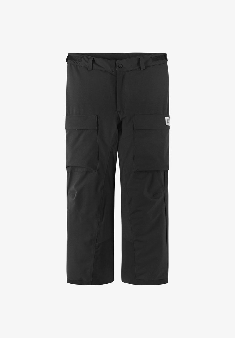 Schwarze Cargo-Hosen mit geradem Bein, mehreren vorderen Taschen, aus einem glatten, leichten Stoff gefertigt und mit einem Knopfverschluss ausgestattet.