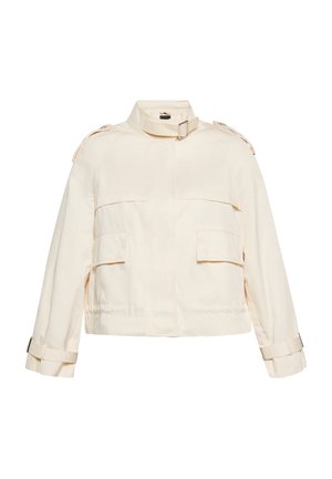 Crème-kleurige cropped jas van zachte stof, met twee voorzakken, een belted kraag en knoopschouders.