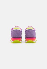 Saucony JAZZ TRIPLE - Tossud - violet/white