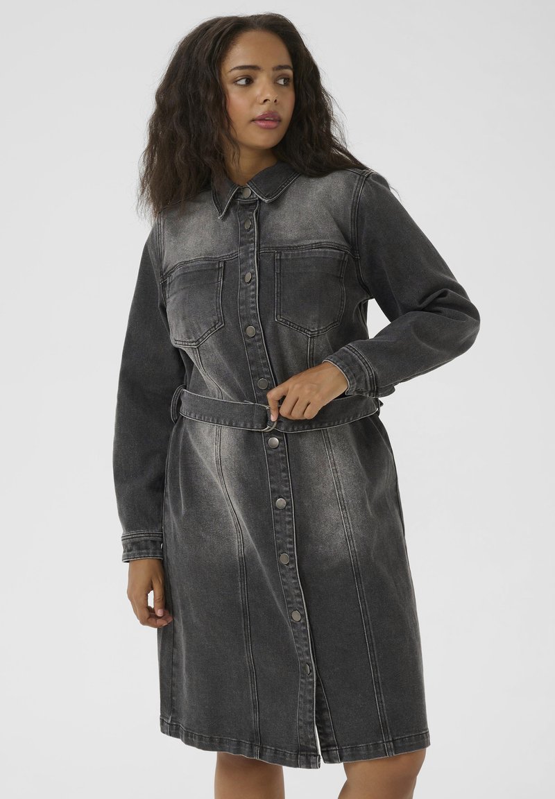 Kaffe Curve ALLY - Denimové šaty - medium grey denim