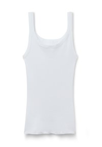 Witte geribde tanktop met dunne schouderbanden en een ronde halslijn. Eenvoudig ontwerp, zachte textuur en een middellange pasvorm. Geen opvallende patronen of accenten.