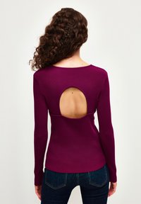 adL BACKLESS LONG SLEEVE - Maglione - damson
