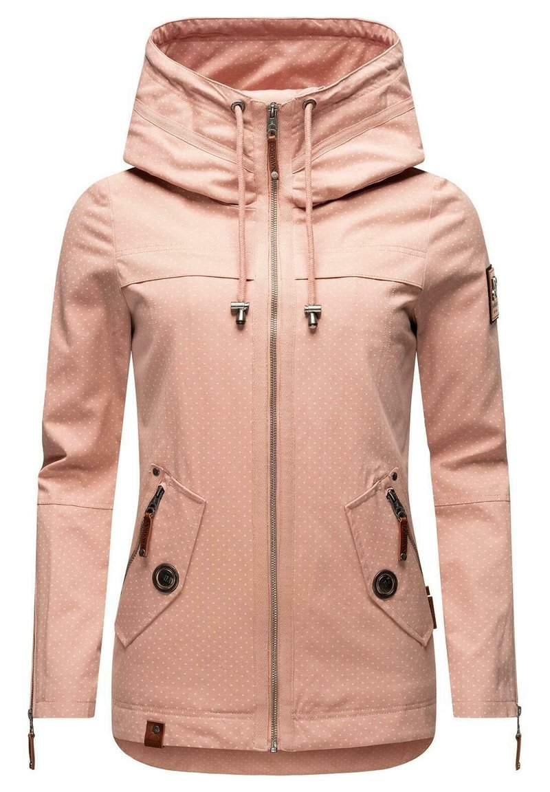 Jasnoróżowa damska kurtka z kapturem, z zamkiem błyskawicznym z przodu, sznurkami ściągającymi, dwiema zamkami błyskawicznymi z przodu oraz guzikami na rękawach i kieszeniach.
