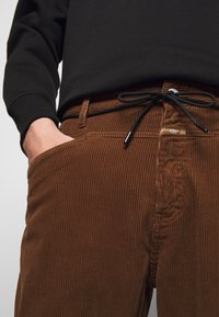 CLOSED Broek - brown