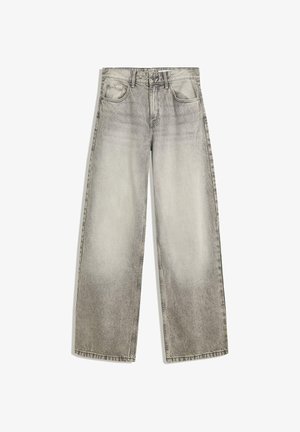 Jeans a gamba larga in una lavatura grigia sbiadita, caratterizzati da un classico design a cinque tasche, passanti per cintura e una linea dritta dall'anca all'orlo.