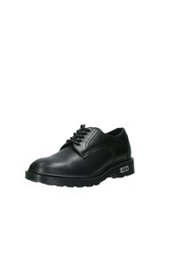 Scarpa in pelle nera con lacci, punta rotonda, finitura liscia e sole texturizzato; presenta cuciture tono su tono e un piccolo logo sul lato.