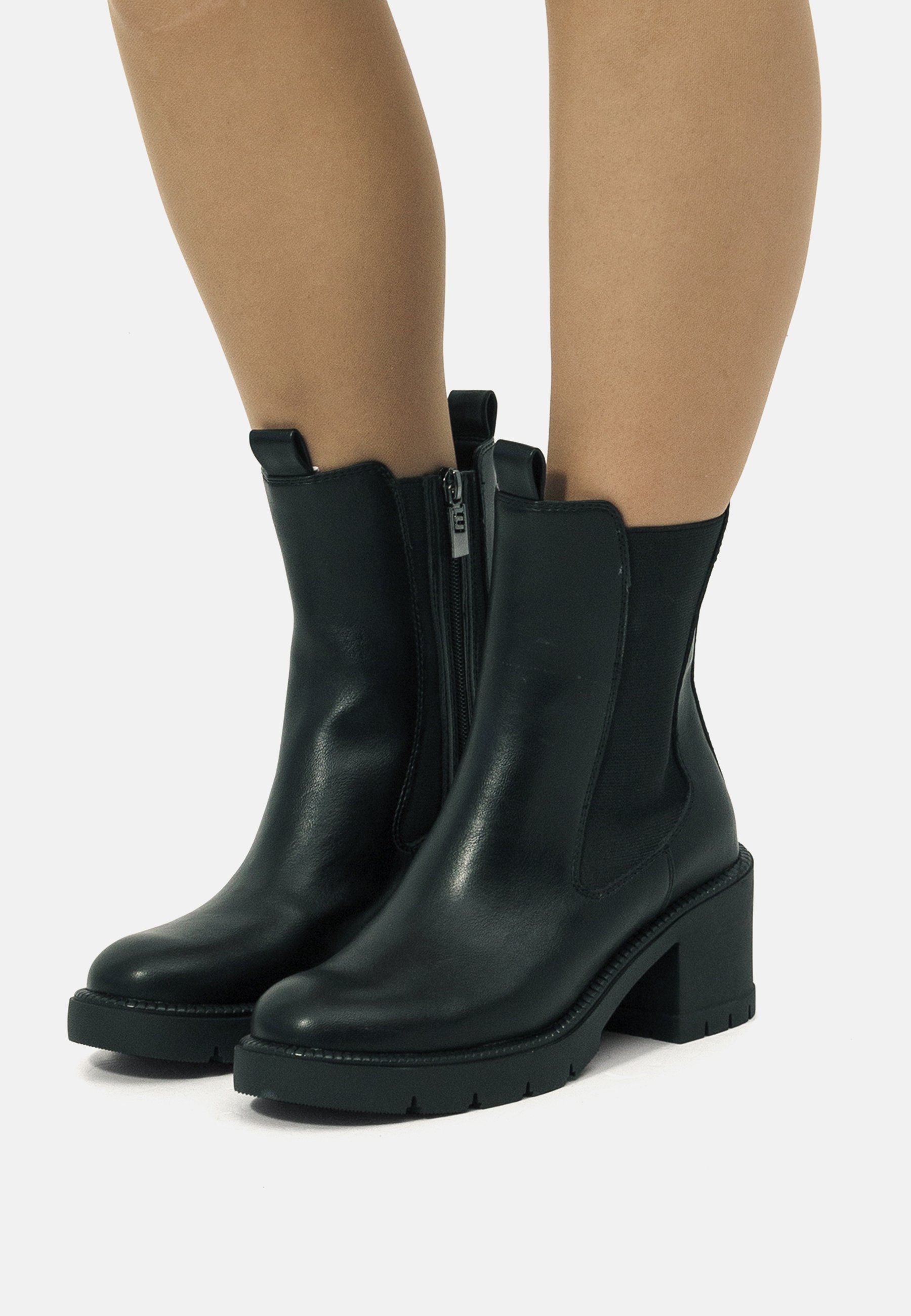 mtng Botines con plataforma black/negro