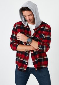 Buratti PLAID PATTERNED DOUBLE POCKET HOODED WINTER - Jas - red