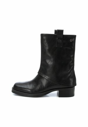 XTI Botines - black