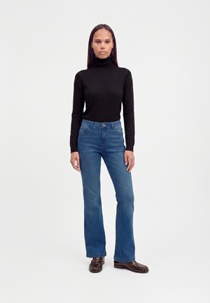 Vero Moda Petite, VMNANY FLARED - Jean flare - medium blue denim
