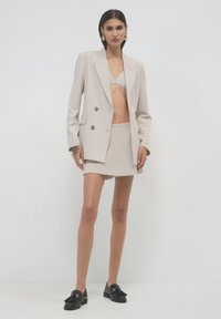 Calliope CON SPACCO  - Shorts - beige