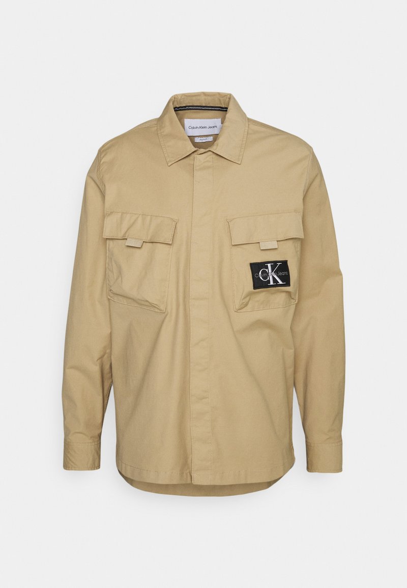 Calvin Klein Jeans UTILITY CARGO OVERSHIRT Lett jakke travertine
