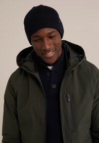 WE Fashion Adīta cepure - black