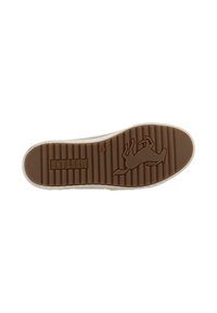 Sole di scarpa in gomma marrone con una texture ondulata e logo di cavallo in rilievo. Presenta scanalature per la trazione e un pannello laterale trasparente.