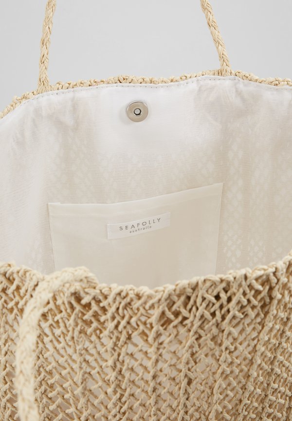 CARRIED AWAY CROCHET BAG - Tote bag - natural3