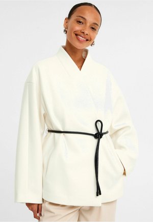JACKA MED BÄLTE - Allvädersjacka - off-white