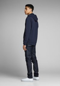Jack & Jones JJECORP granatowy