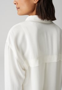 Thumbnail Image 6