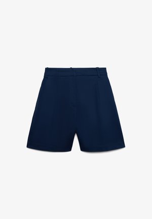 Shorts blu navy a vita alta con passanti per cintura, dettagli di cucitura frontali e finitura pulita e sartoriale su sfondo bianco.