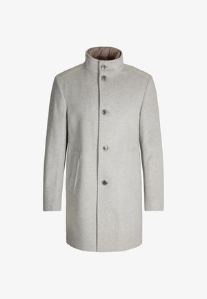 Hellgrauer Wollmantel für Herren mit Stehkragen, vier großen Knöpfen auf der Vorderseite und seitlichen Taschen.