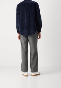 Tommy Hilfiger Tunn jacka - dark blue