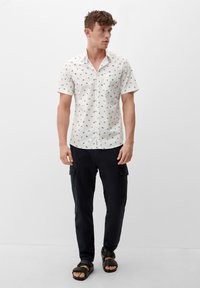 s.Oliver STRETCH - Hemd - weiß