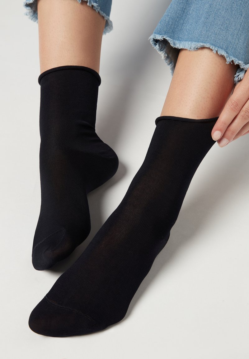 Calzedonia SHORT, RAW CUT CUFFS - Strømper - blu