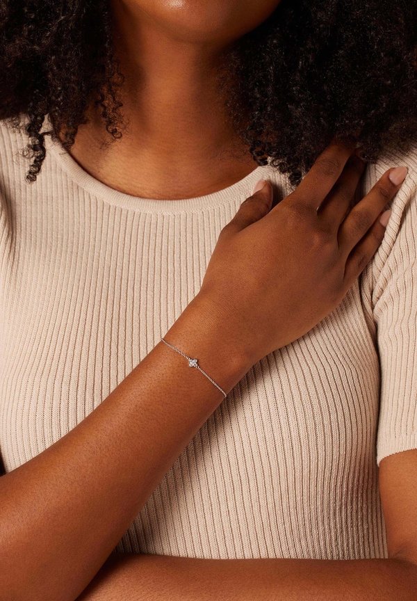 ESSENTIALS - Armband