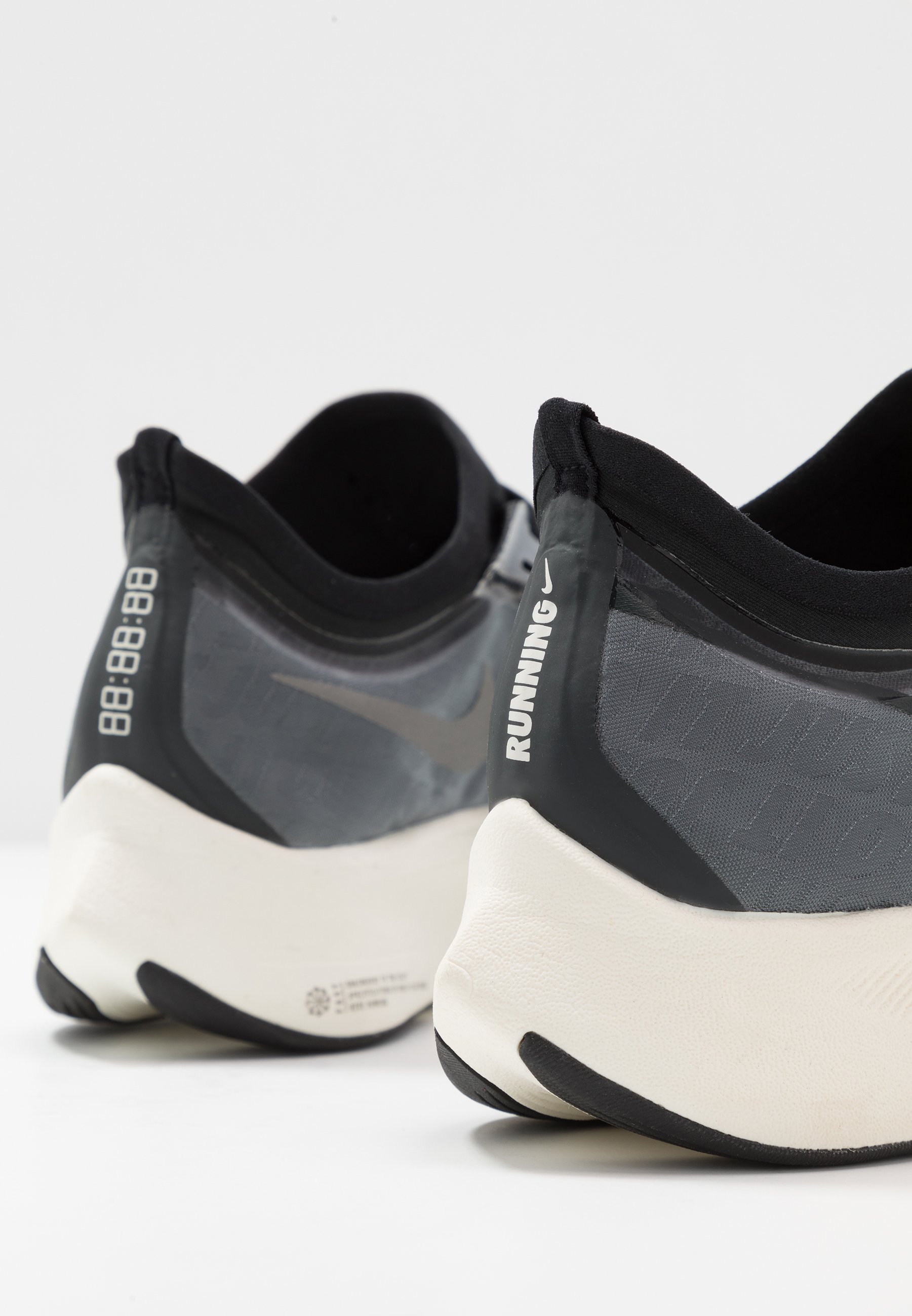 zalando nike zoom fly 3